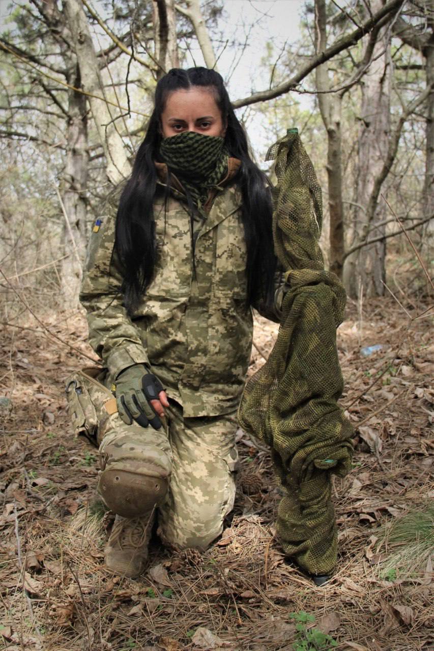 Позывной Уголек снайпер. Украинская снайперша Уголек.